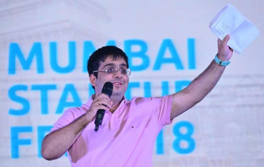 Gaurav Mishra, founder of Navayuvak Entrepreneurs, speaking at Mumbai Startup Fest